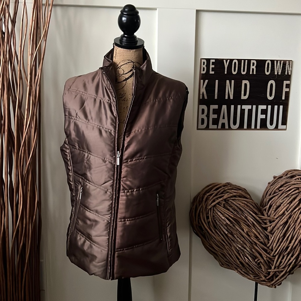 New Directions Weekend Brown Puffer Vest